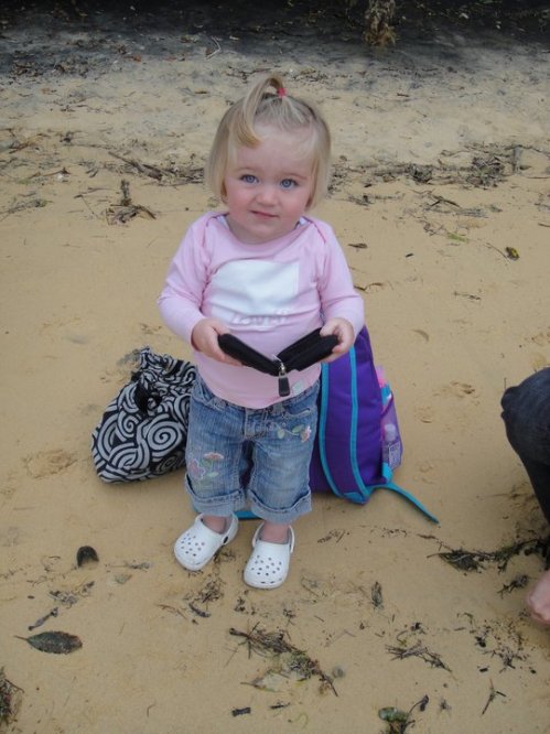 25231_383886218506_667258506_4